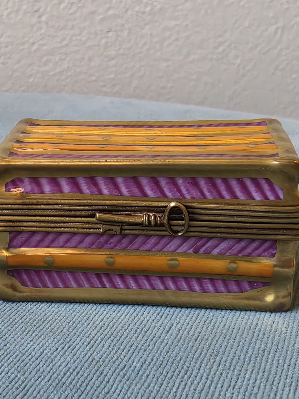 Limoges France Hand Painted Porcelain Trunk Trinket Box Marque Deposee